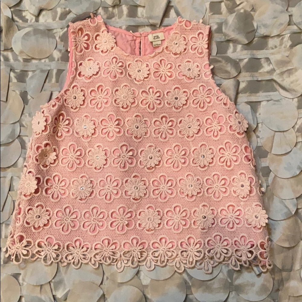 Previously loved 3D lace flower cutout top 4 girls